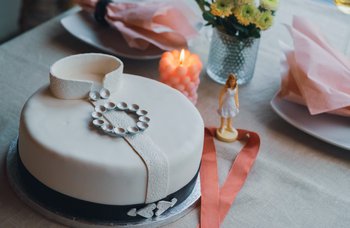 Haugli bakeri - Skjortekake Jente (Konfirmasjon)