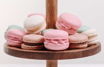 Blomsø Bakeri - Konfektkaker og makroner