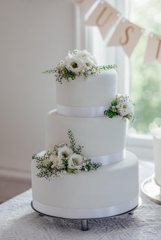 Rosenborg bakeri - Bryllupskake Julie 3 etg.