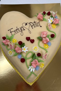 Baker Kristiansen - Bryllupskake Hjerte