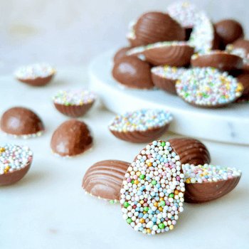 Fjelberg - Egg av melkesjokolade med miniperler