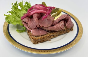 Bakeriet Mo i Rana - Dansk smørbrød med roastbiff