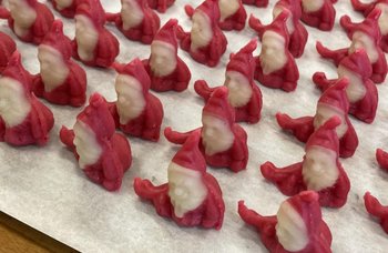 Brogyllen - Små marsipan tomtar i påse 