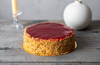 Tromsø Bakeri - Bringebærkake med romkrem