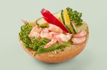 Edgars Bakeri og Konditori - Påsmurte halve rundstykker