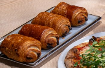 EikandFriends - Pain au chocolat