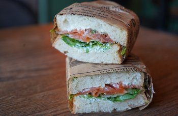 Heim - Røkelaks sandwich