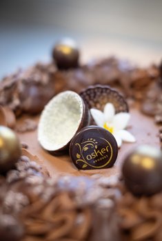 Den Glade Baker - NYHET! FEST Sjokoladekake 12 biter