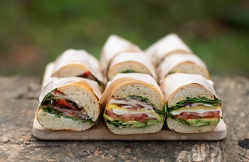 Vaaland Dampbakeri & Conditori - Gourmet sandwicher