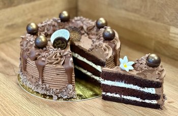 Den Glade Baker - NYHET! FEST Sjokoladekake 12 biter