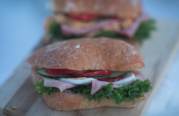 Vaaland Dampbakeri & Conditori - Ciabatta/berlinerboller 5pk