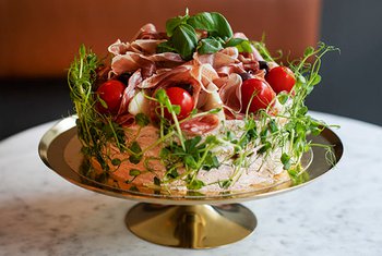 Thelins Konditori - Smörgåstårta - Charkuterier